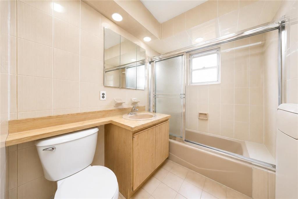 2118 East 27th Street Sheepshead Bay Brooklyn NY 11229