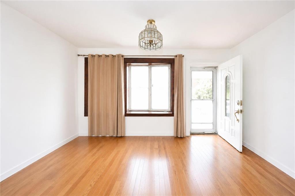 2675 East 27th Street Sheepshead Bay Brooklyn NY 11235