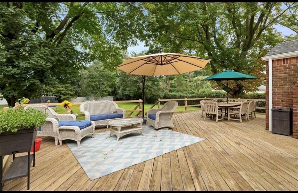 240 Plainview Road Out of NYC Woodbury NY 11797