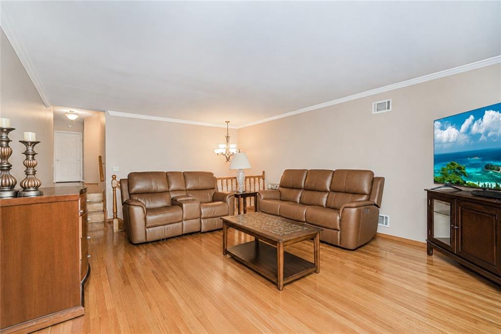 188 Nome Avenue New Springville Staten Island NY 10314