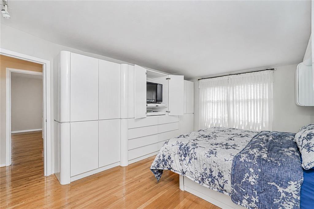 188 Nome Avenue New Springville Staten Island NY 10314