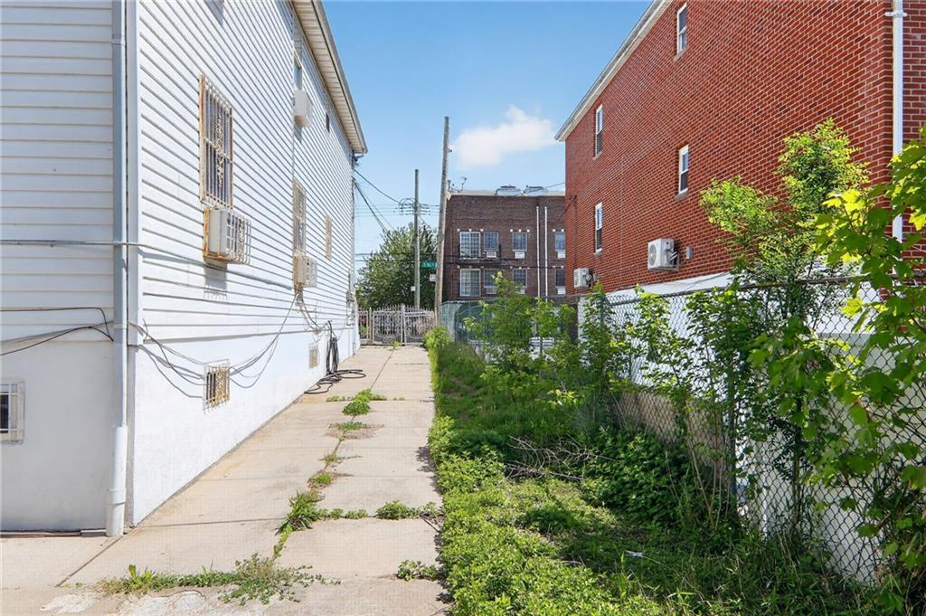 1026 East 86th Street Canarsie Brooklyn NY 11236