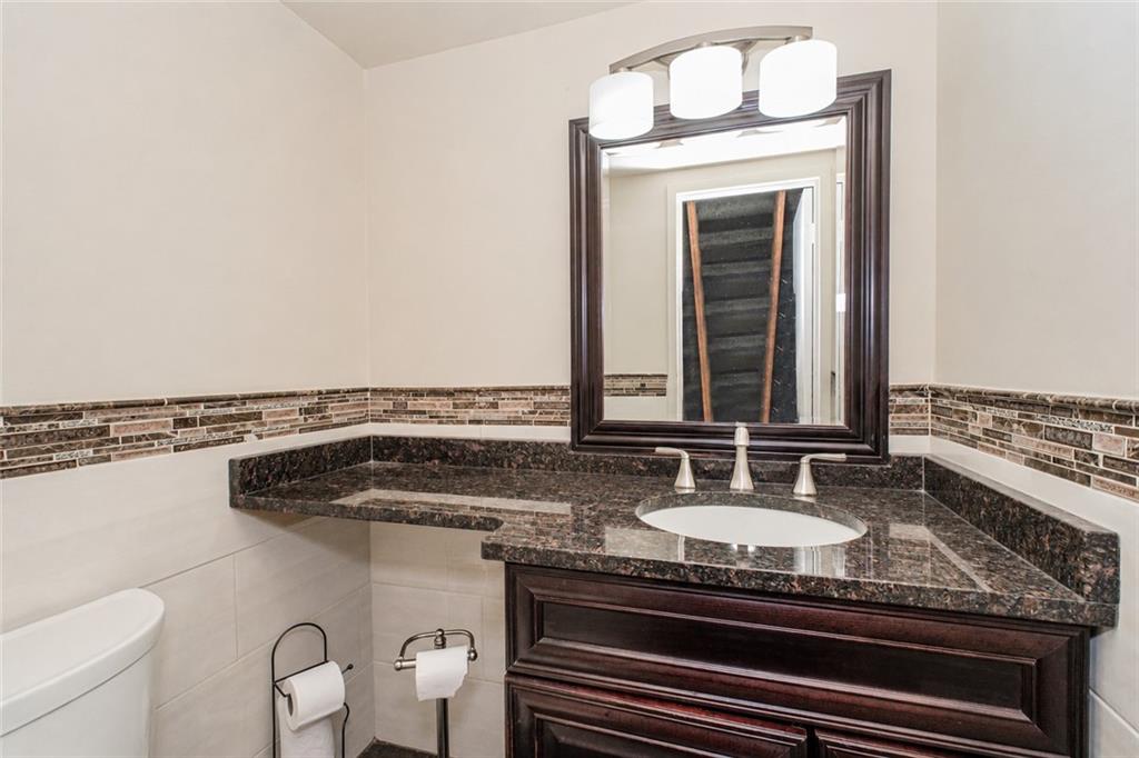33 Belmar Drive Staten Island NY 10314