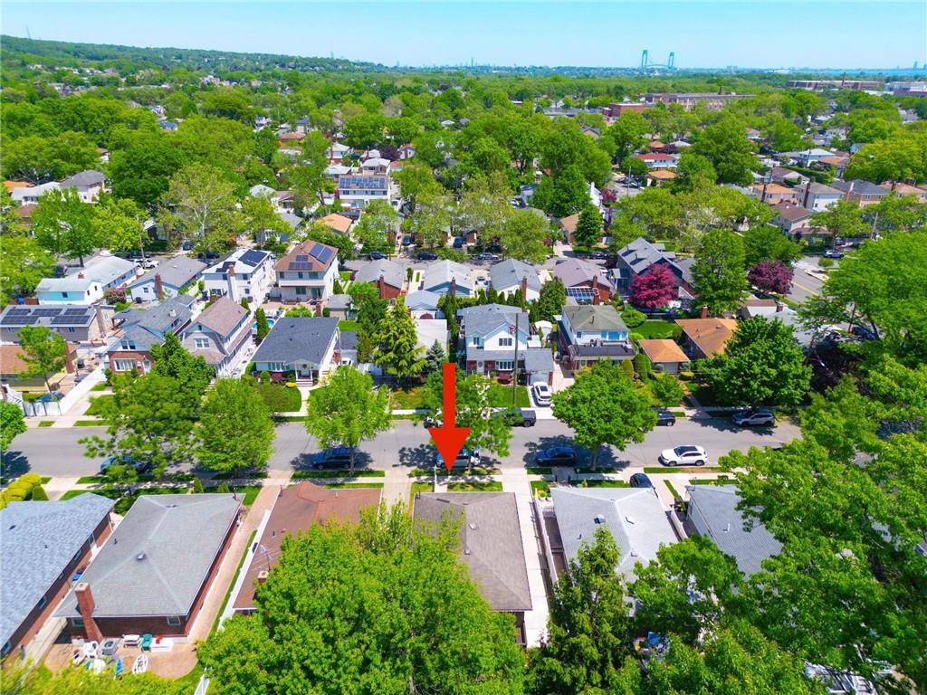 76 Peter Avenue Oakwood Staten Island NY 10306