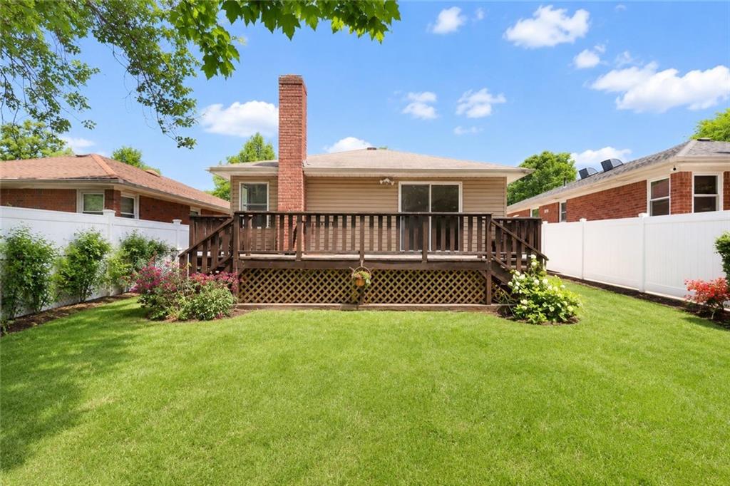 76 Peter Avenue Oakwood Staten Island NY 10306