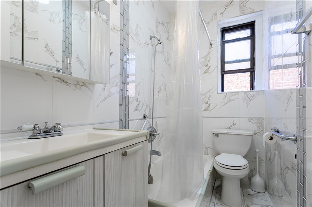 313 Brightwater Court Brighton Beach Brooklyn NY 11235