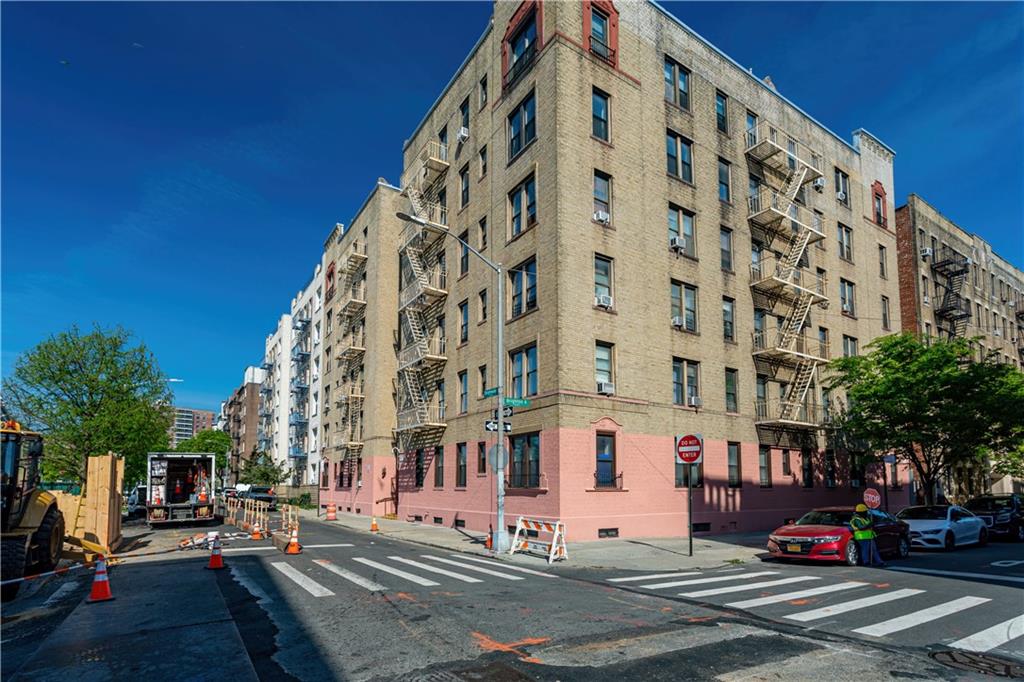 313 Brightwater Court Brighton Beach Brooklyn NY 11235