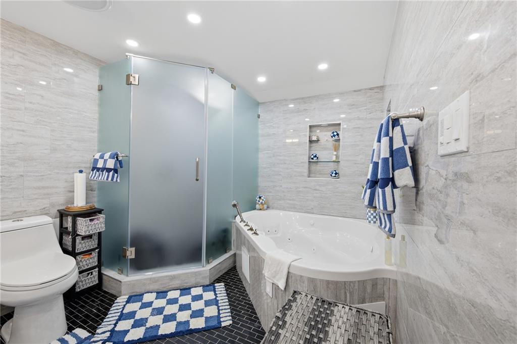 274 North Utica Avenue Out of NYC Massapequa NY 11758