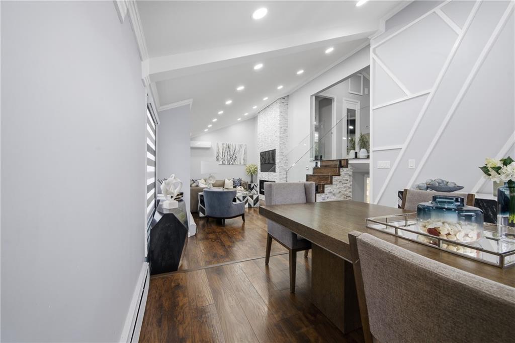 274 North Utica Avenue Out of NYC Massapequa NY 11758