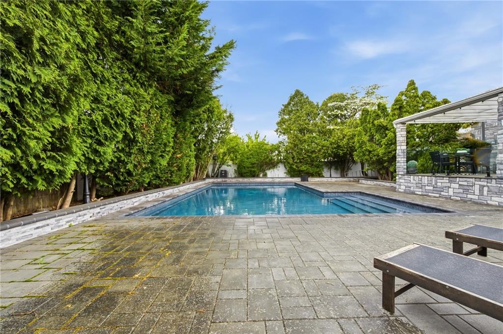 274 North Utica Avenue Out of NYC Massapequa NY 11758