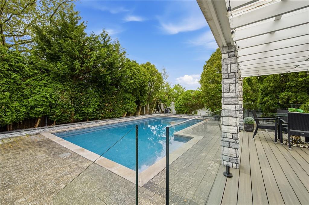 274 North Utica Avenue Out of NYC Massapequa NY 11758