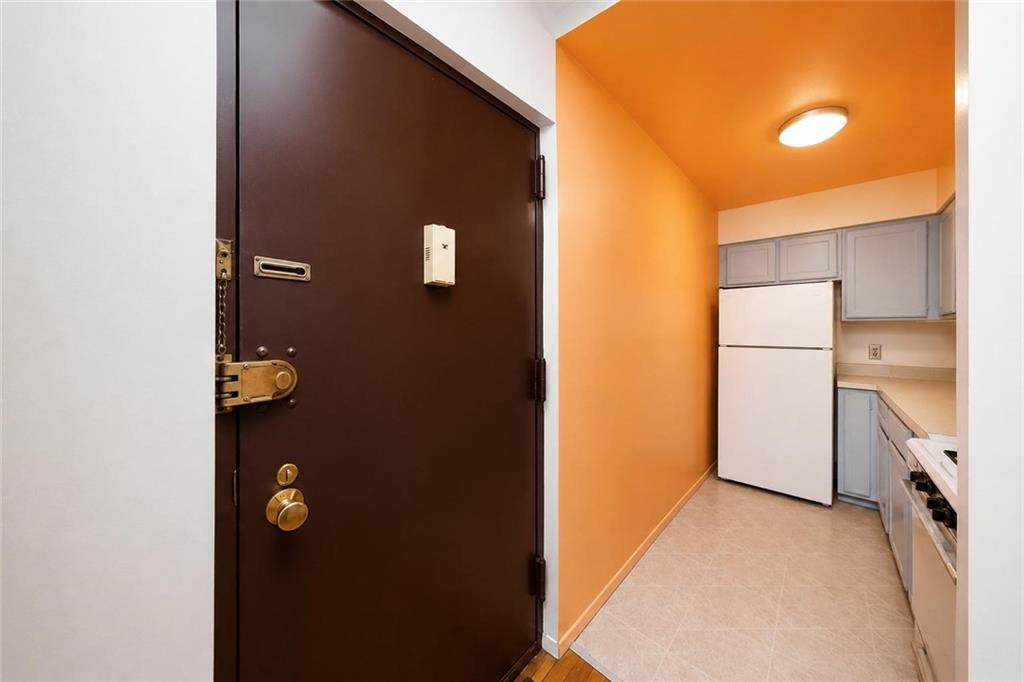 9731 4th Avenue Bay Ridge Brooklyn NY 11209