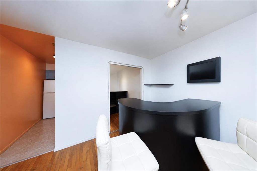 9731 4th Avenue Bay Ridge Brooklyn NY 11209