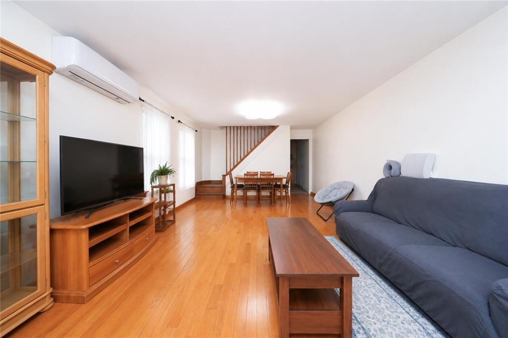 3177 Avenue W Gerritsen Beach Brooklyn NY 11229