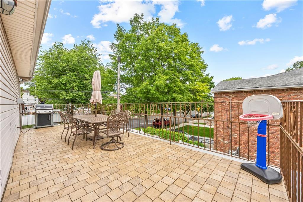 166 Sinclair Avenue Huguenot Staten Island NY 10312