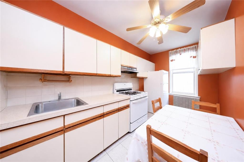 6910 15th Avenue Bensonhurst Brooklyn NY 11228