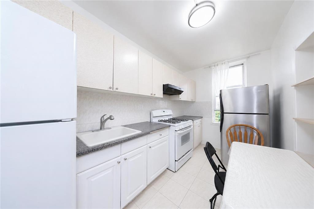 6910 15th Avenue Bensonhurst Brooklyn NY 11228