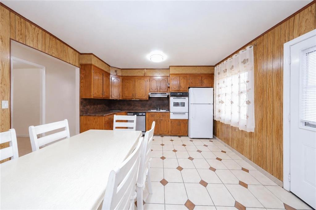 6910 15th Avenue Bensonhurst Brooklyn NY 11228