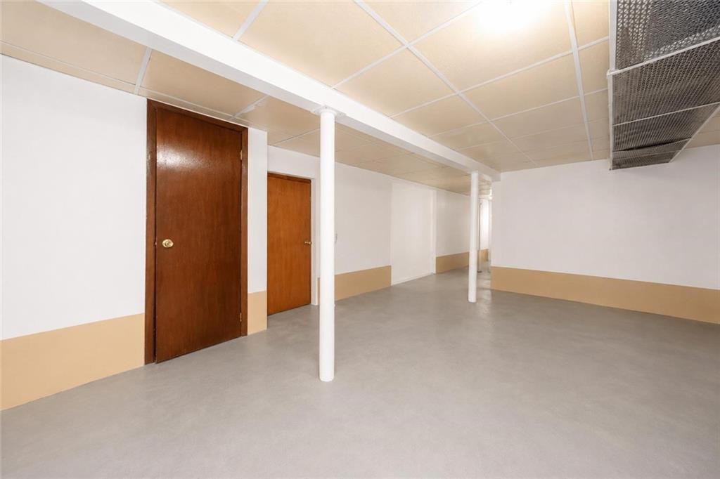 6910 15th Avenue Bensonhurst Brooklyn NY 11228