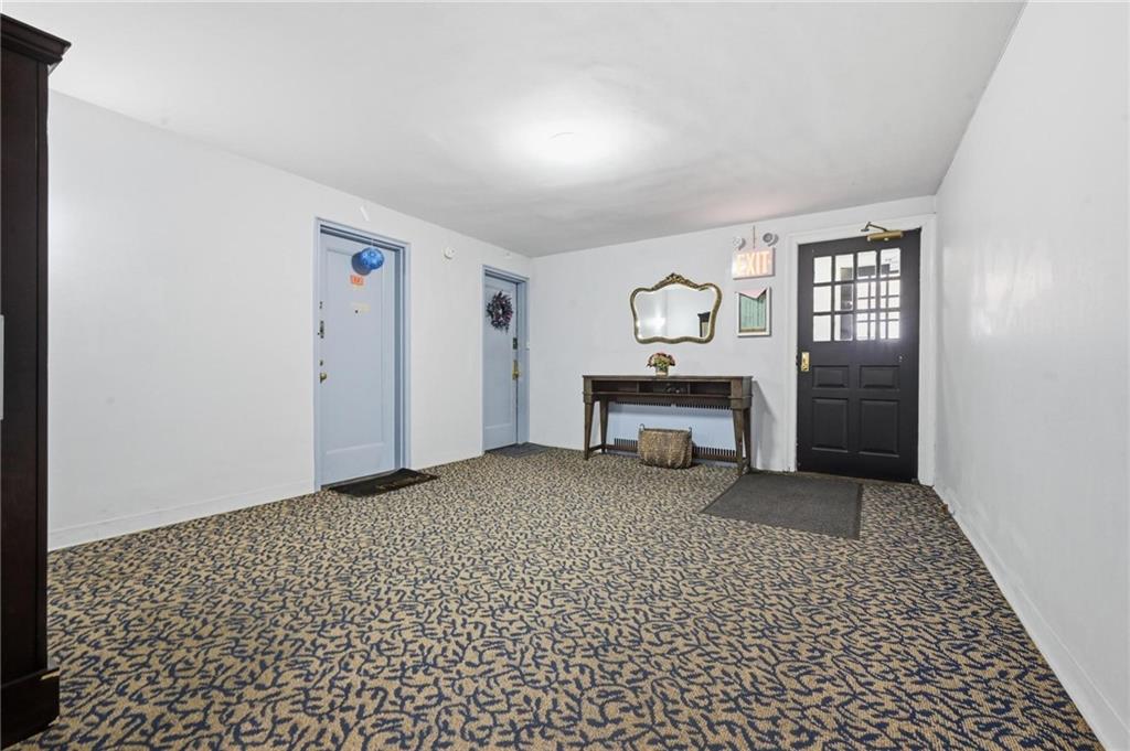 230 Central Avenue Out of NYC Lawrence NY 11559