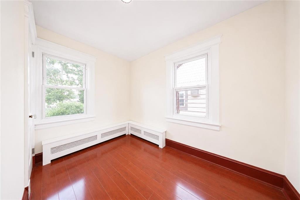 329 Greeley Avenue Midland Beach Staten Island NY 10306