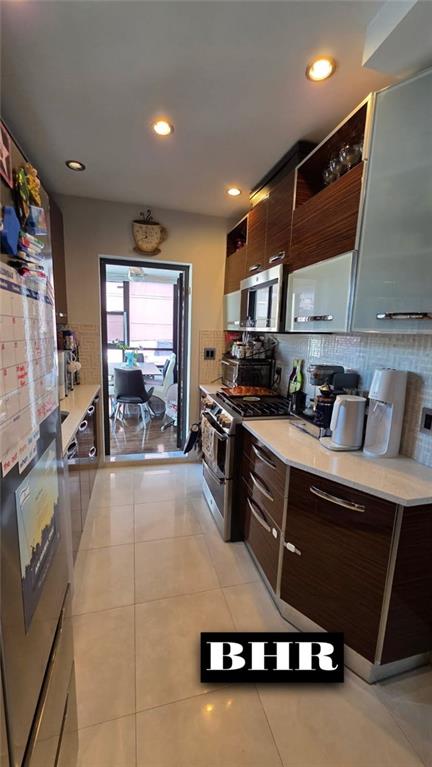 134 West End Avenue Manhattan Beach Brooklyn NY 11235