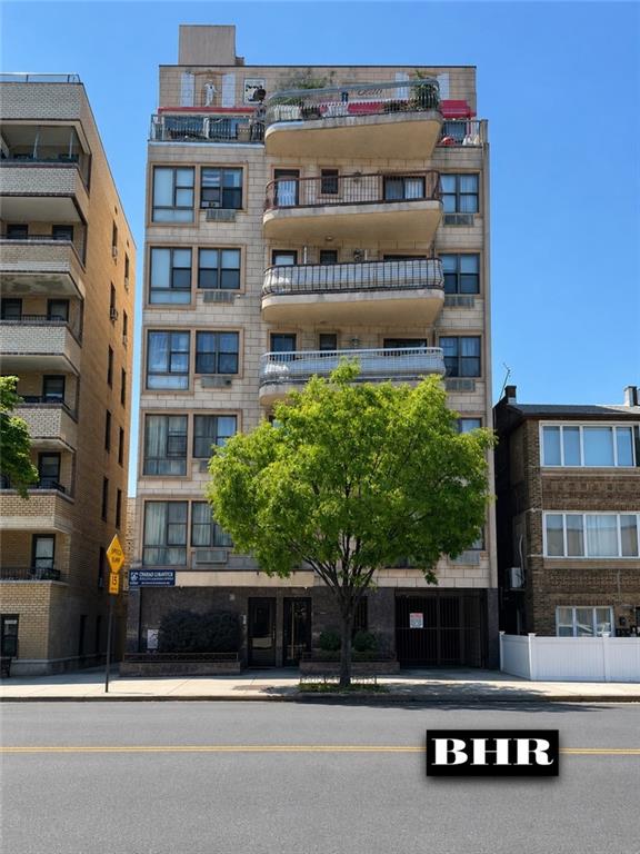134 West End Avenue Manhattan Beach Brooklyn NY 11235