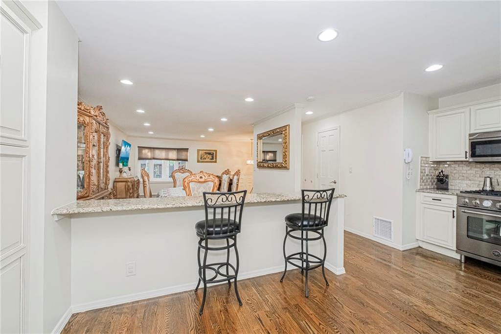 46 Claradon Lane Grasmere Staten Island NY 10305