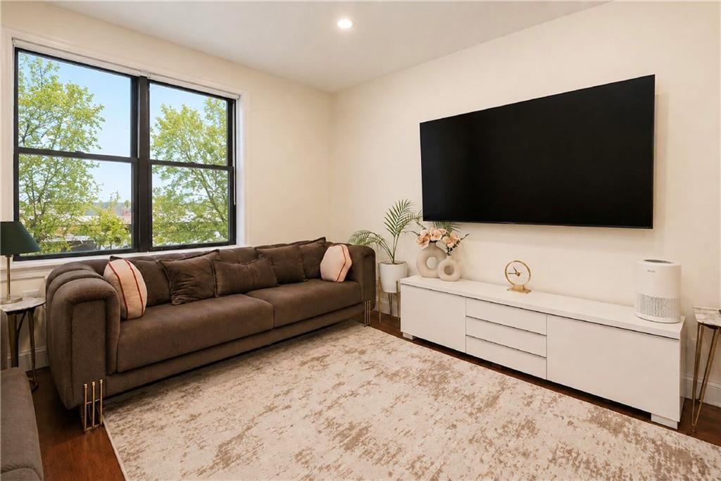 2645 Homecrest Avenue Sheepshead Bay Brooklyn NY 11235