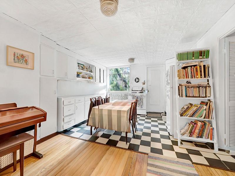 152 Summit Street Carroll Gardens Brooklyn NY 11231