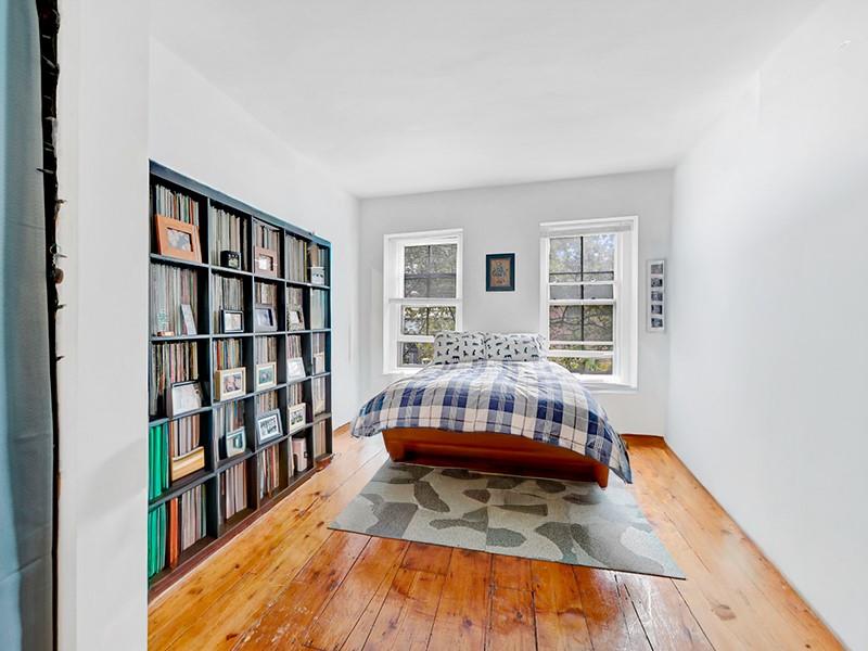 152 Summit Street Carroll Gardens Brooklyn NY 11231
