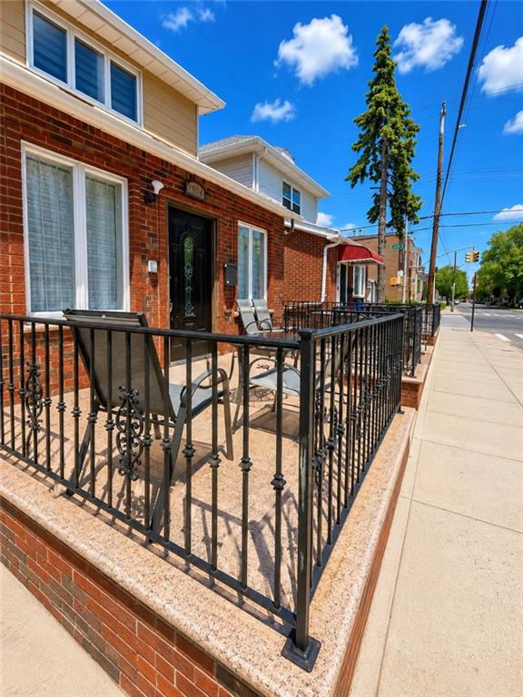 2504 East 7th Street Gravesend Brooklyn NY 11235
