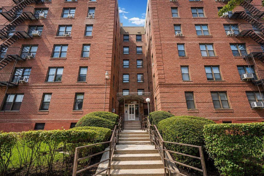 2650 East 13th Street Sheepshead Bay Brooklyn NY 11235