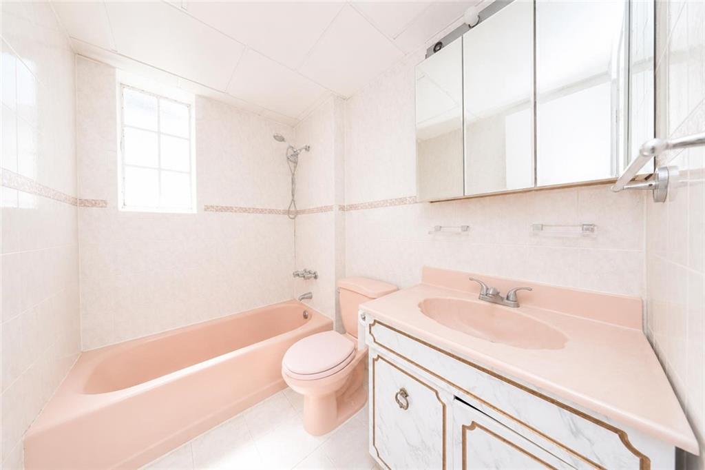 815 Avenue Z Sheepshead Bay Brooklyn NY 11235