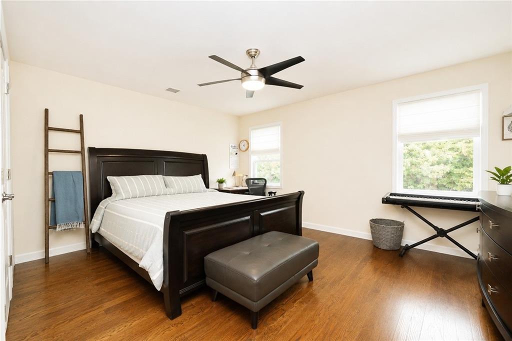 23 Jade Court Pleasant Plains Staten Island NY 10309