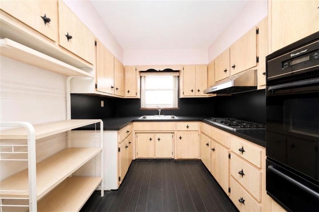 7718 15th Avenue Bensonhurst Brooklyn NY 11228