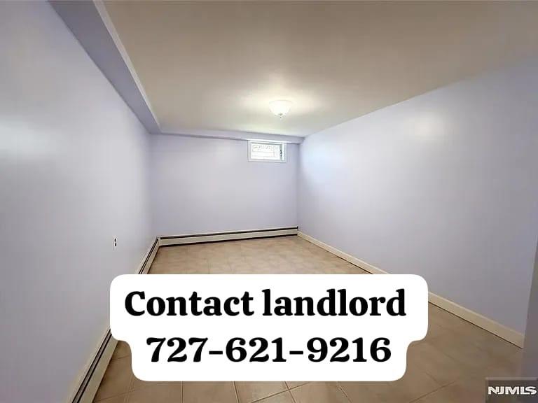 1 River rd Drive Jersey City Brooklyn NJ 00000