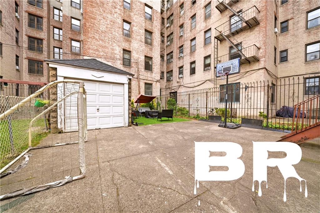 1514 East 28th Street Madison Brooklyn NY 11229