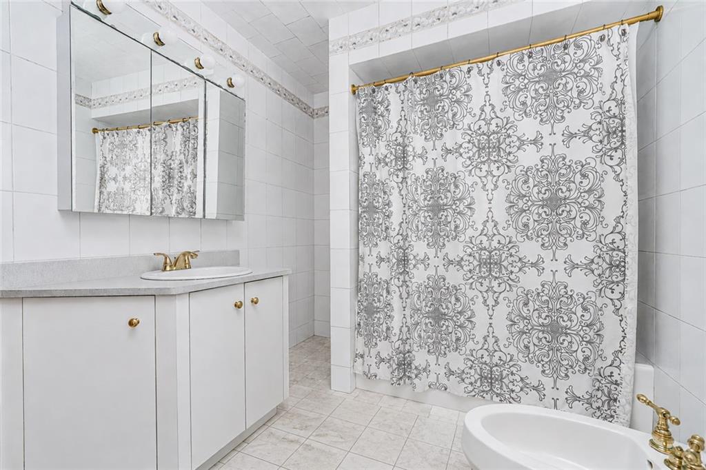 1016 84th Street Dyker Heights Brooklyn NY 11228
