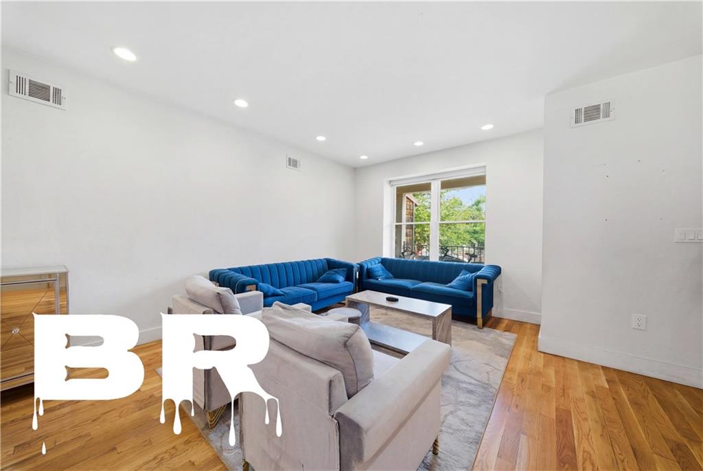 918 East 32nd Street East Flatbush Brooklyn NY 11210
