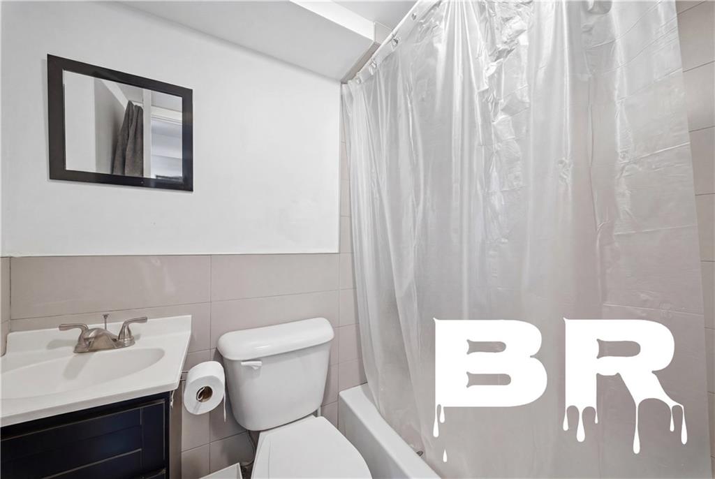 918 East 32nd Street East Flatbush Brooklyn NY 11210