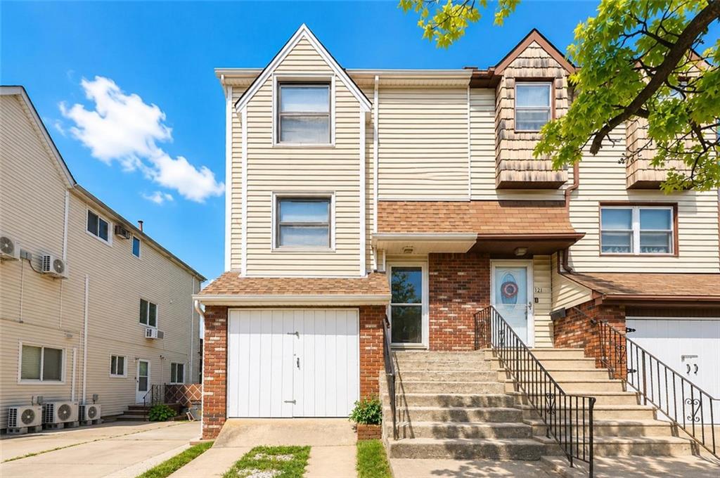 119 Logan Avenue Sunnyside Staten Island NY 10301