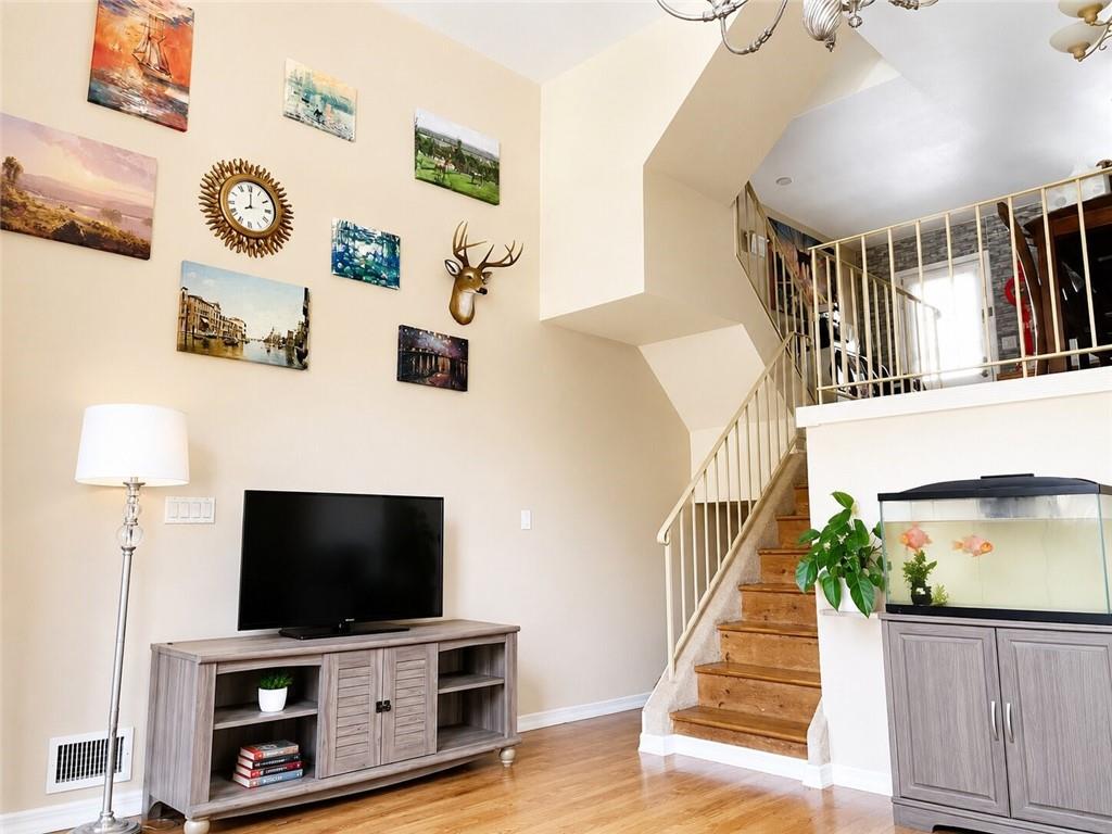 52 Seneca Loop Willowbrook Staten Island NY 10314