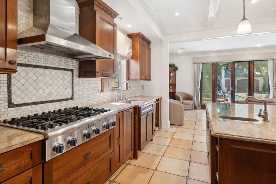 82 89th Street Bay Ridge Brooklyn NY 11209