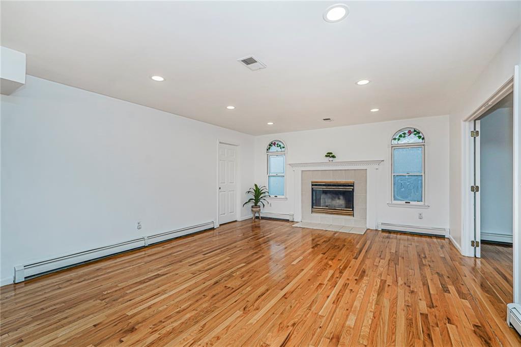 558 Main Street Tottenville Staten Island NY 10307