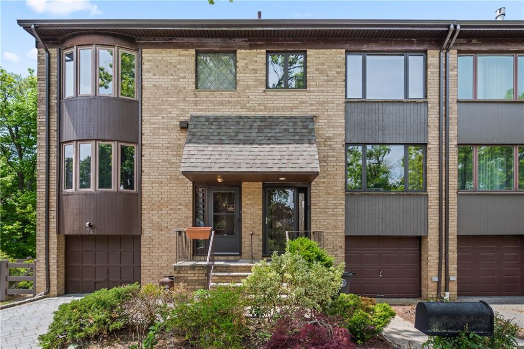 340 Hillbrook Drive Grasmere Staten Island NY 10305