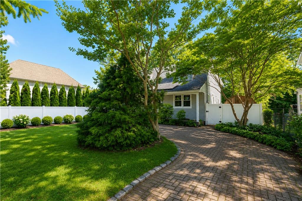 3625 Richmond Road Richmond Town Staten Island NY 10306