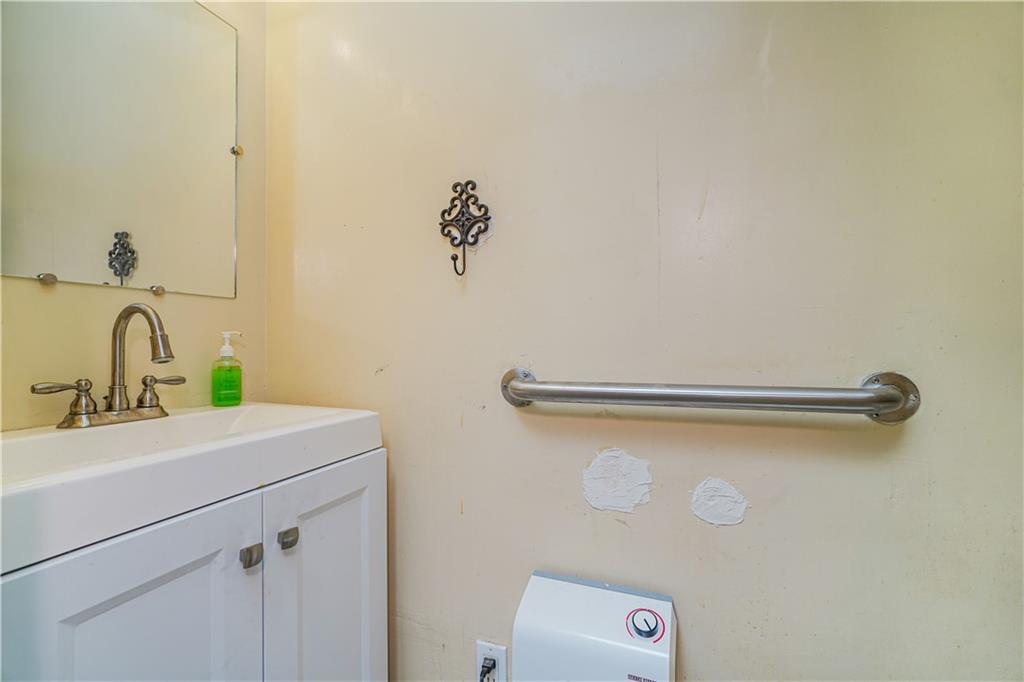 3625 Richmond Road Richmond Town Staten Island NY 10306