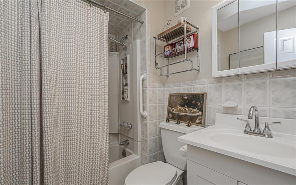 7344 Amboy Road Tottenville Staten Island NY 10307