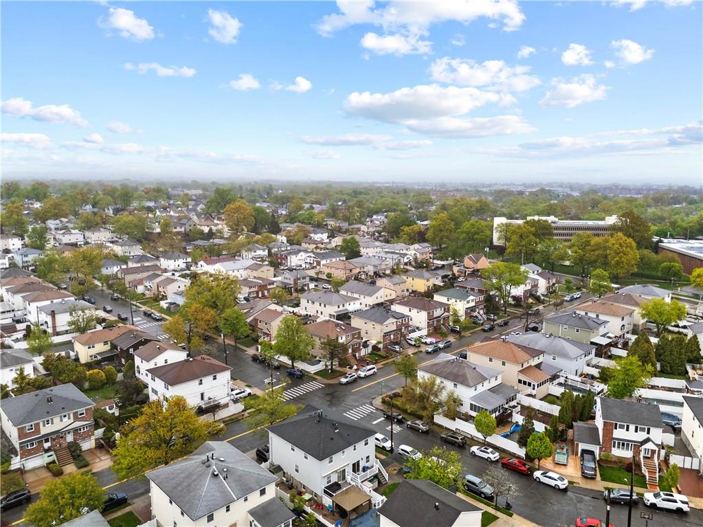 56 East Broadway Oakwood Staten Island NY 10306